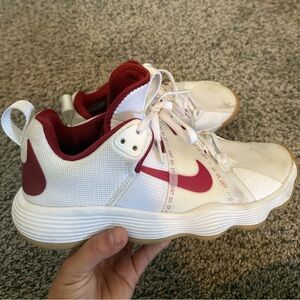 Nike HyperSet Volleyball Red And White Shoes Size Womens 7.5